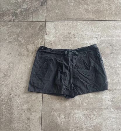 Shorts Subdued