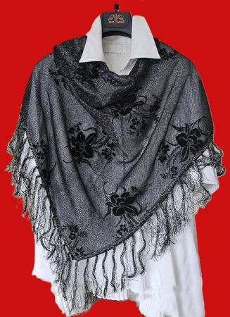 Foulard triangle noire/argenté 90x90x130