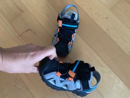 Kindersandalen Outdoor Grösse 31 NEU