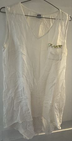 Vero Moda white studded sleeveless top Size M, perfect for s