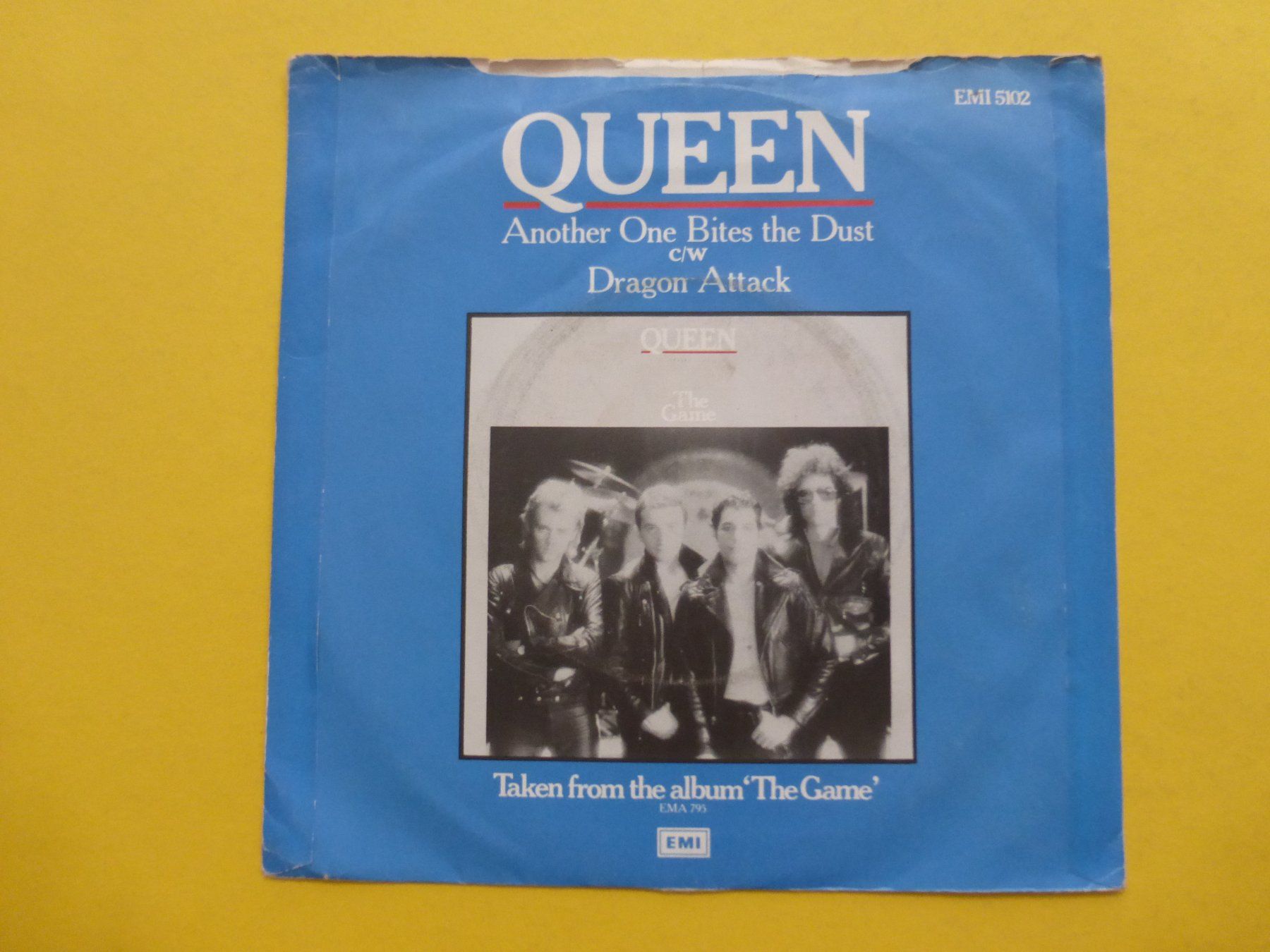 Dischi in vinile: Queen – Another One Bites The Dust – Usato da Zürich venduto da Swiss57 1