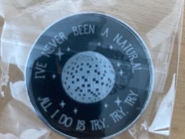 Taylor Swift Pin Anstecker Pop Punk Metal Rock Band