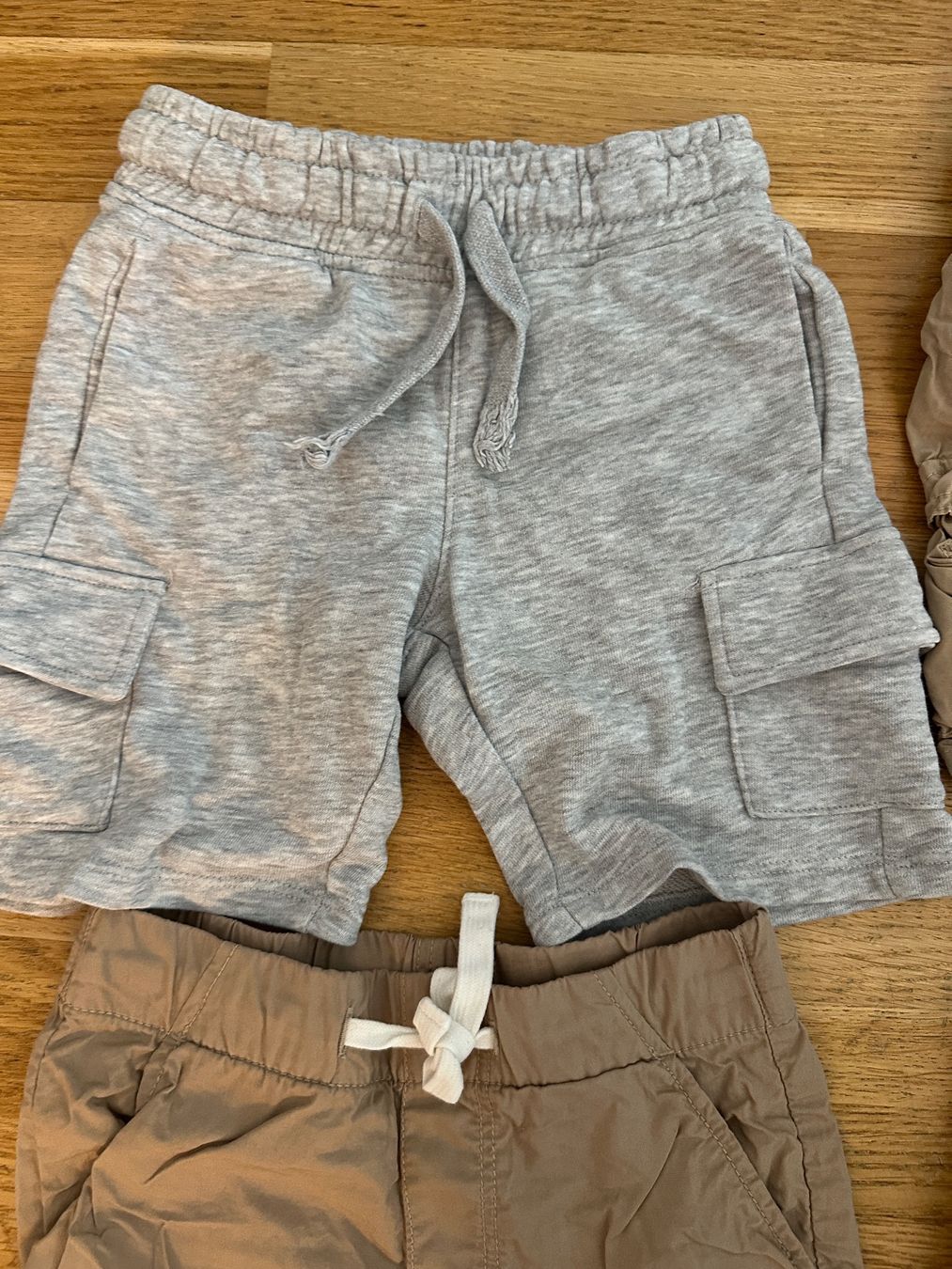 Hosen: Boy Shorts Gr. 98 – Gebraucht aus Zürich von JuliaSp 2