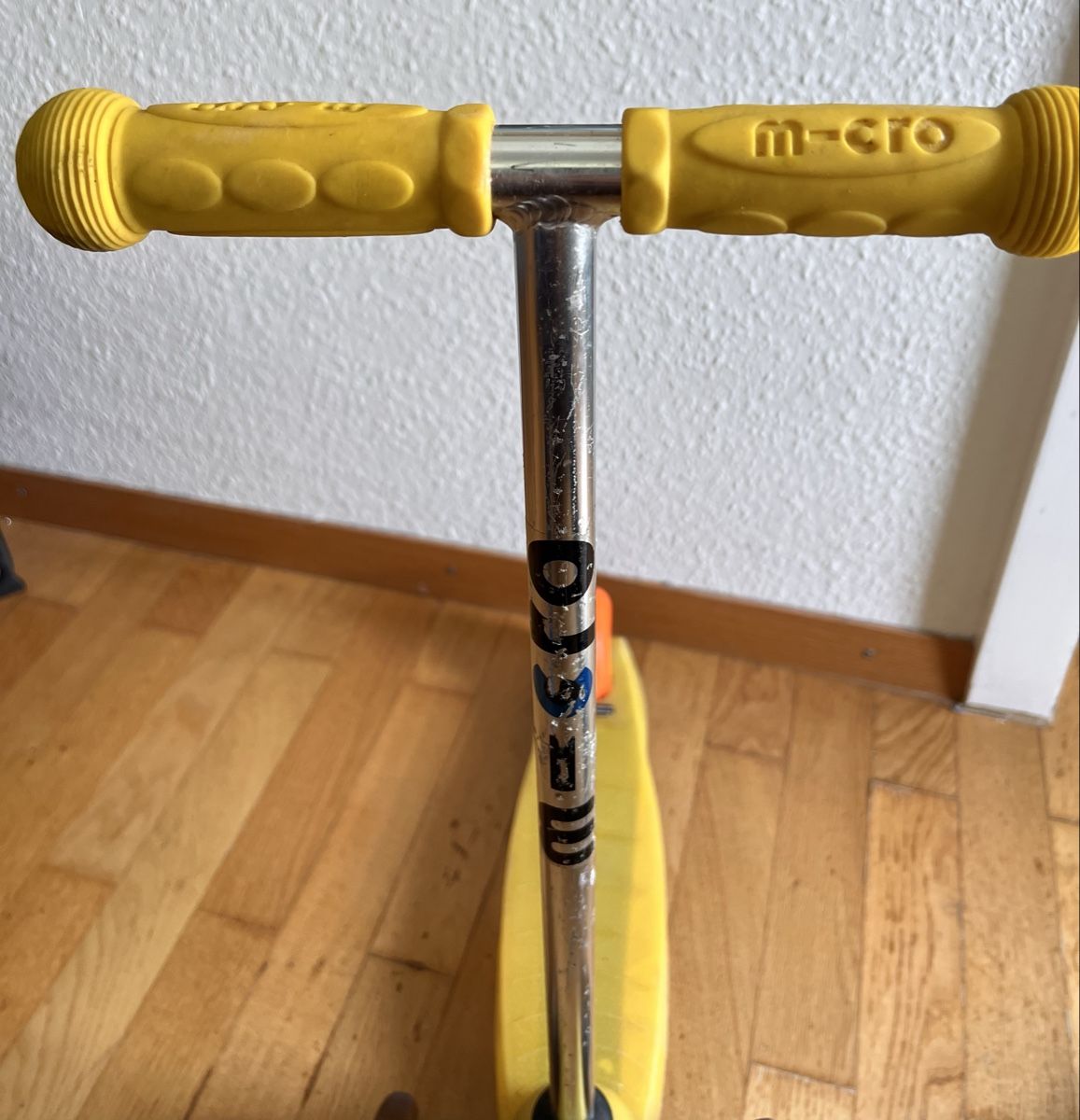 Micro Kickboard: Micro Scooter Mini gelb – Usato da Zürich venduto da Azzurro6 1