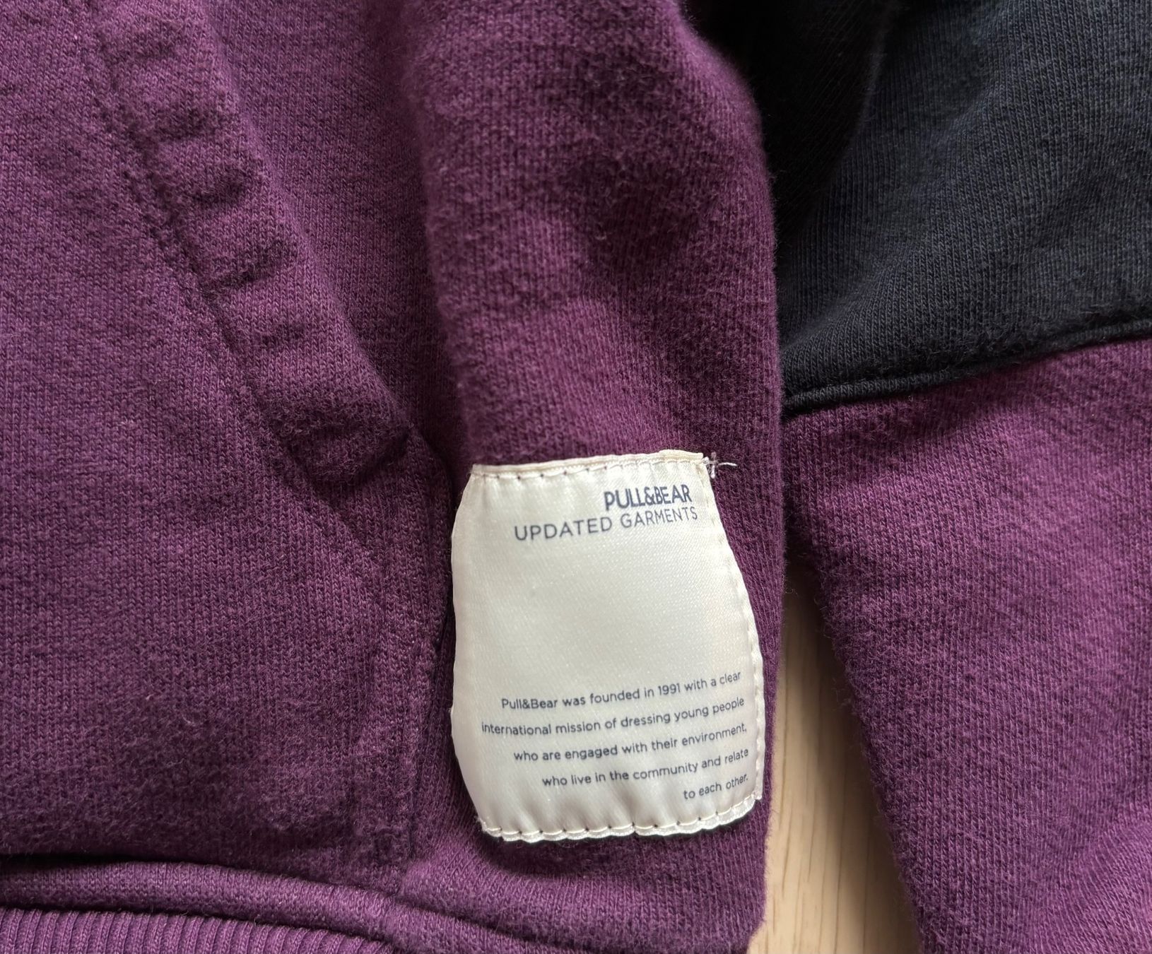 Pull&Bear Maglioni & Felpe: Pull & Bear Pullover mit Kapuze & RV Gr. M | Gebraucht – Usato da Suhr venduto da twt_gb7n 2
