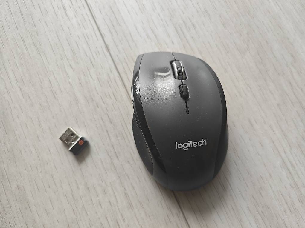 Logitech Tastiere: Logitech Tastatur + Maus + Empfänger – Usato da Eiken venduto da josemiall 1