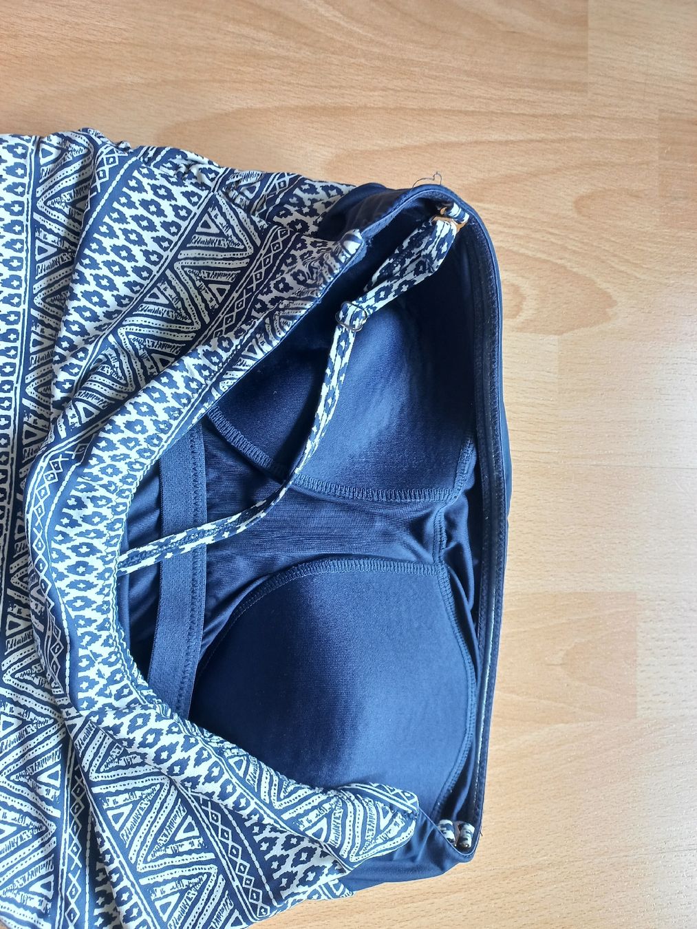 Costumi da bagno & Bikini: Badeanzug gemustert dunkelblau/weiss Gr.42 – Usato da Bauma venduto da riina.w 1