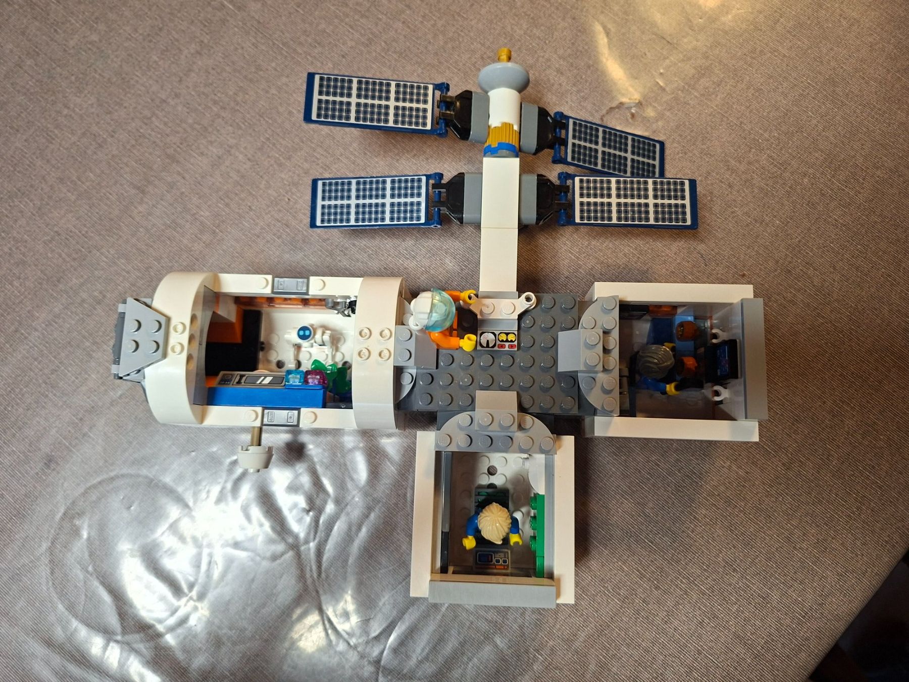 Lego Kit di costruzioni: Lego City - Navette Spatiale Exploration - Modèle 60227 – Usato da Montmollin venduto da islachat 1