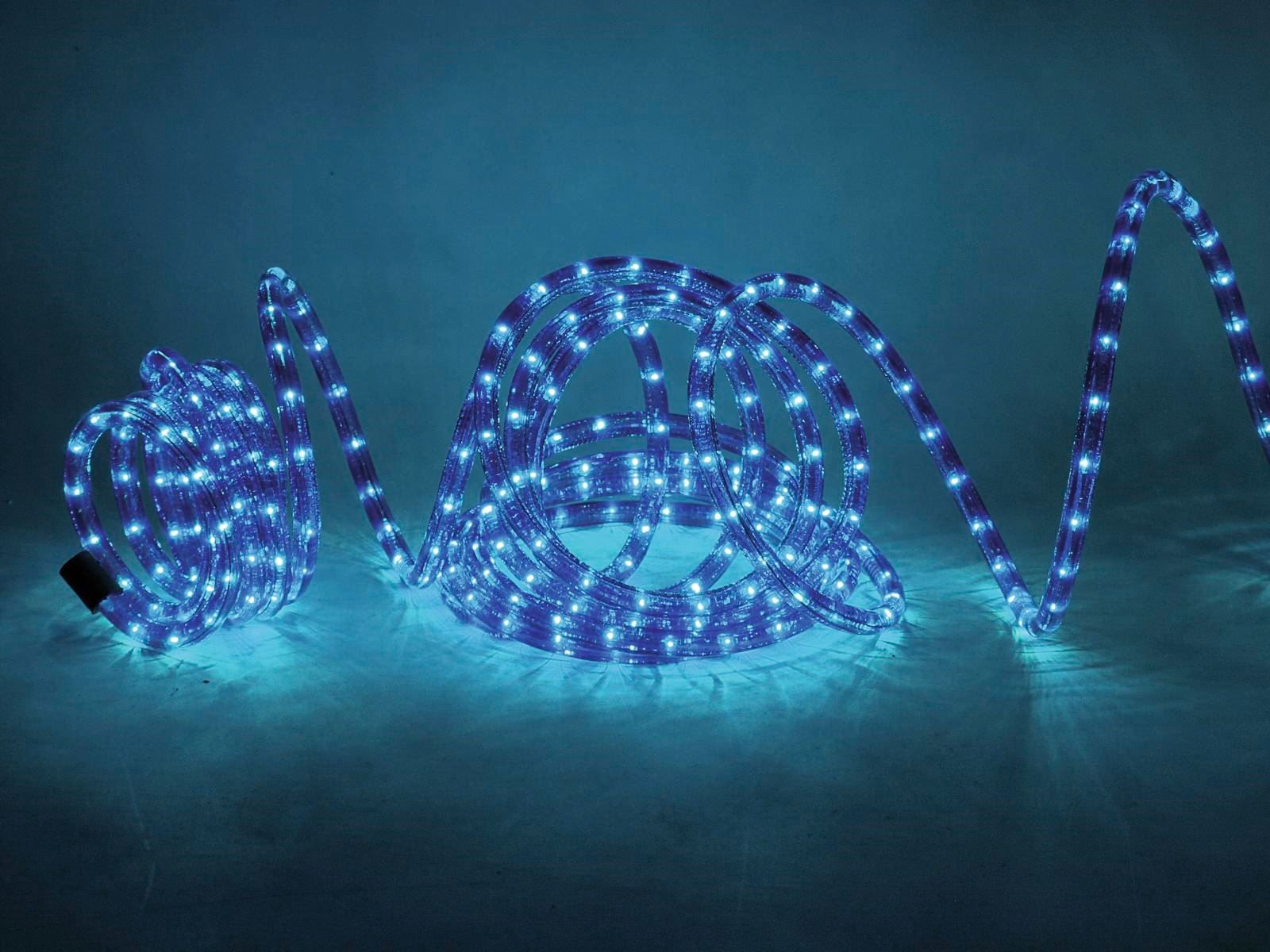 Illuminazione & Effetti luce: RUBBERLIGHT RL1-230V blau 9m – Nuovo e nell'imballaggio originale da Däniken SO venduto da Profog1 1