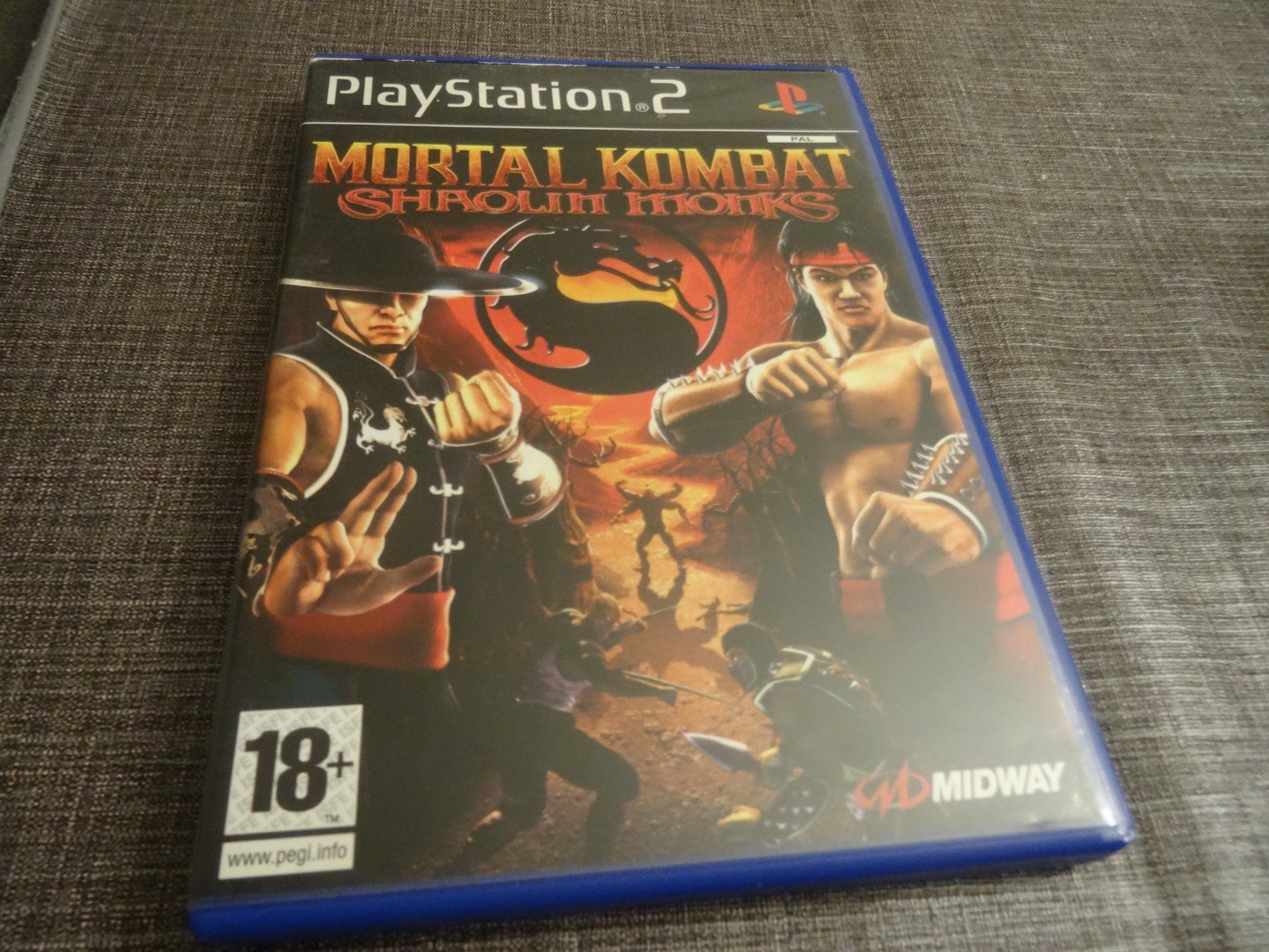 Sony Giochi: PS2 Mortal Kombat Shaolin Monks PS2 – Usato da Olten venduto da Disc-Ausverkauf