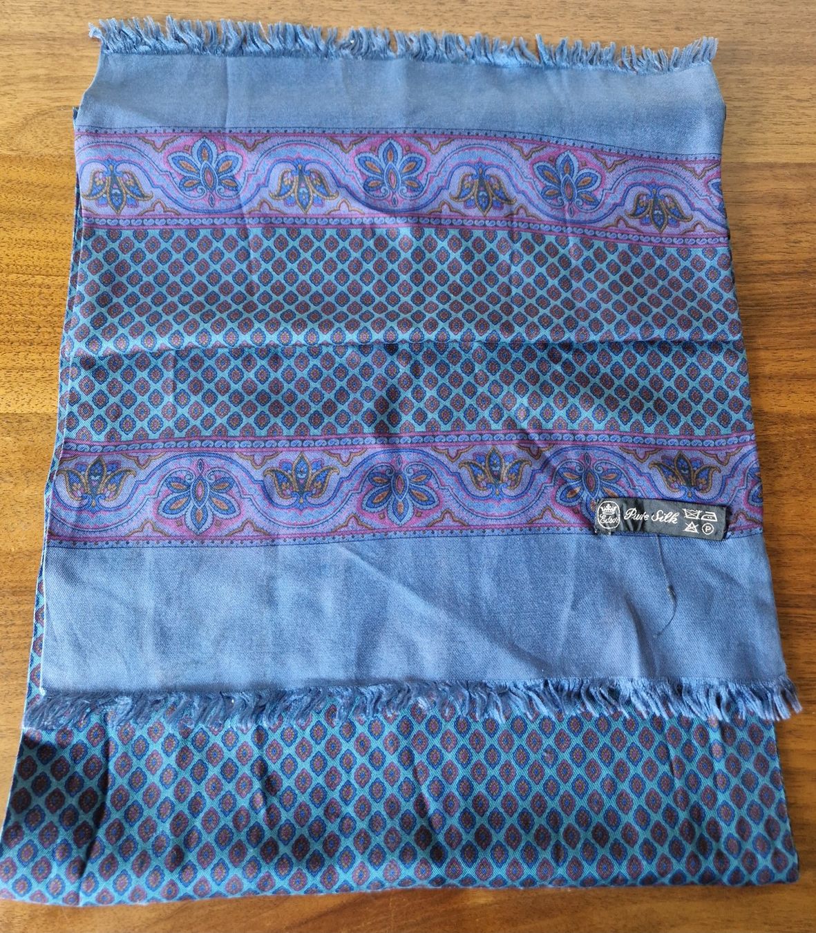 Schals: Seidenschal blau gemustert mit Fransen – Gebraucht aus Bern von Antikbatik 3