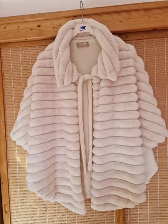 Hochzeit/ festiv Kunstpelzjacke Creme Gr. 42/44