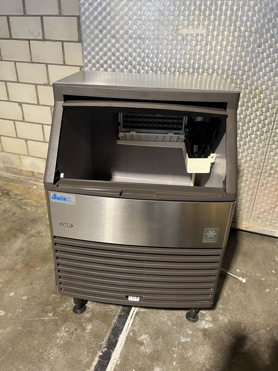 Appareils de cuisine: Eiswürfelmaschine, – D'occasion à Wohlen AG par Moh80 2