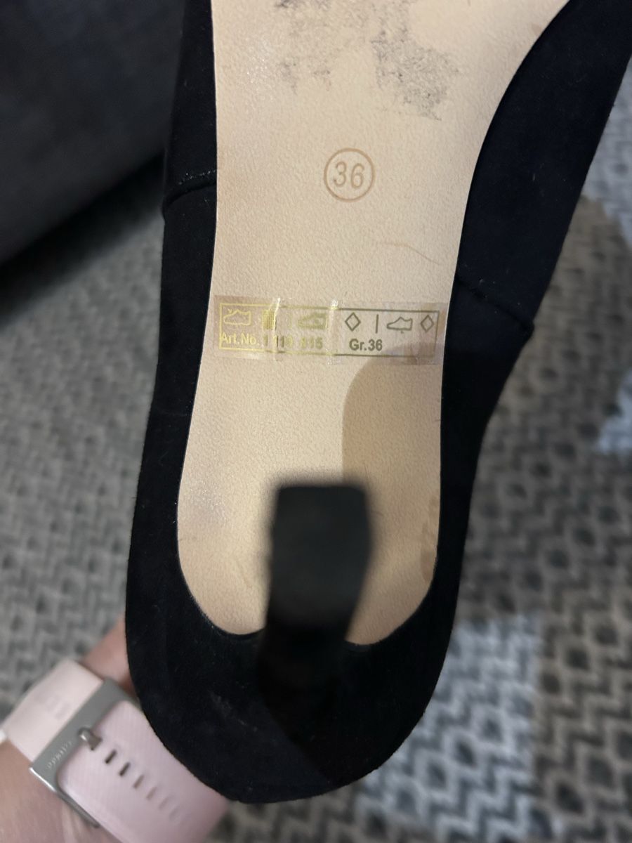 Damenschuhe: Schwarze Oxmox Stiefeletten mit Absatz Gr. 36 – Gebraucht aus Hausen am Albis von Speedfritz123 3