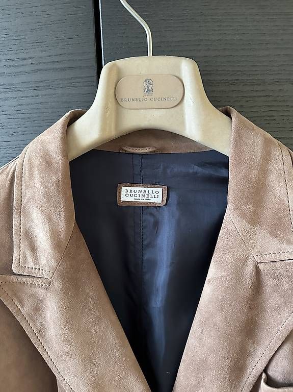 Brunello Cucinelli Giacche: Veste en daim Brunello Cucinello – Usato da Epalinges venduto da mar_vjq5 2