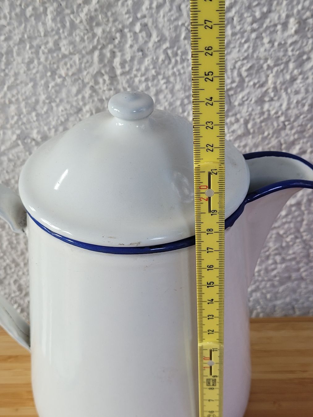 Toutes les décorations: Antiker Krug Emaille 2 Liter  – D'occasion à Buttikon SZ par Renco 7