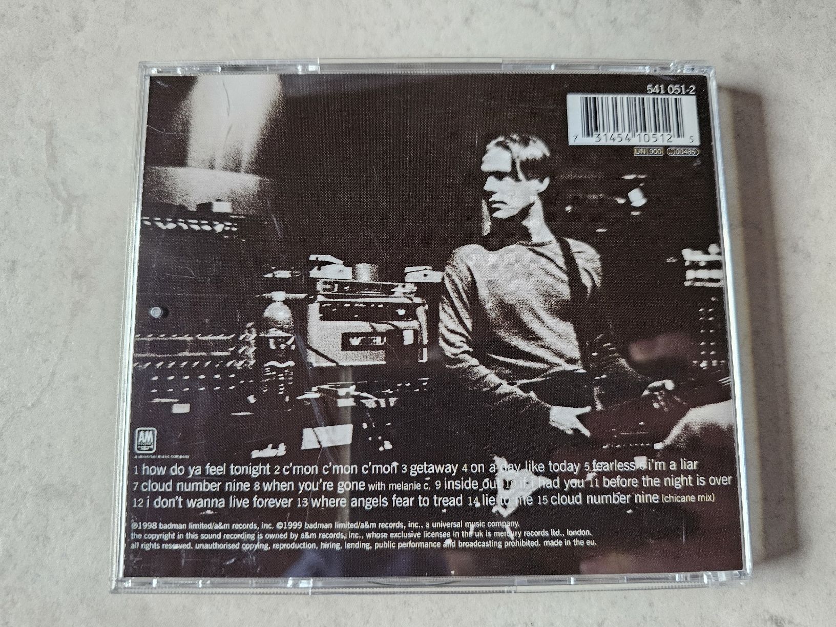 CD: Bryan Adams  -  On A Day Like Today – Usato da Schneisingen venduto da backstore24 1