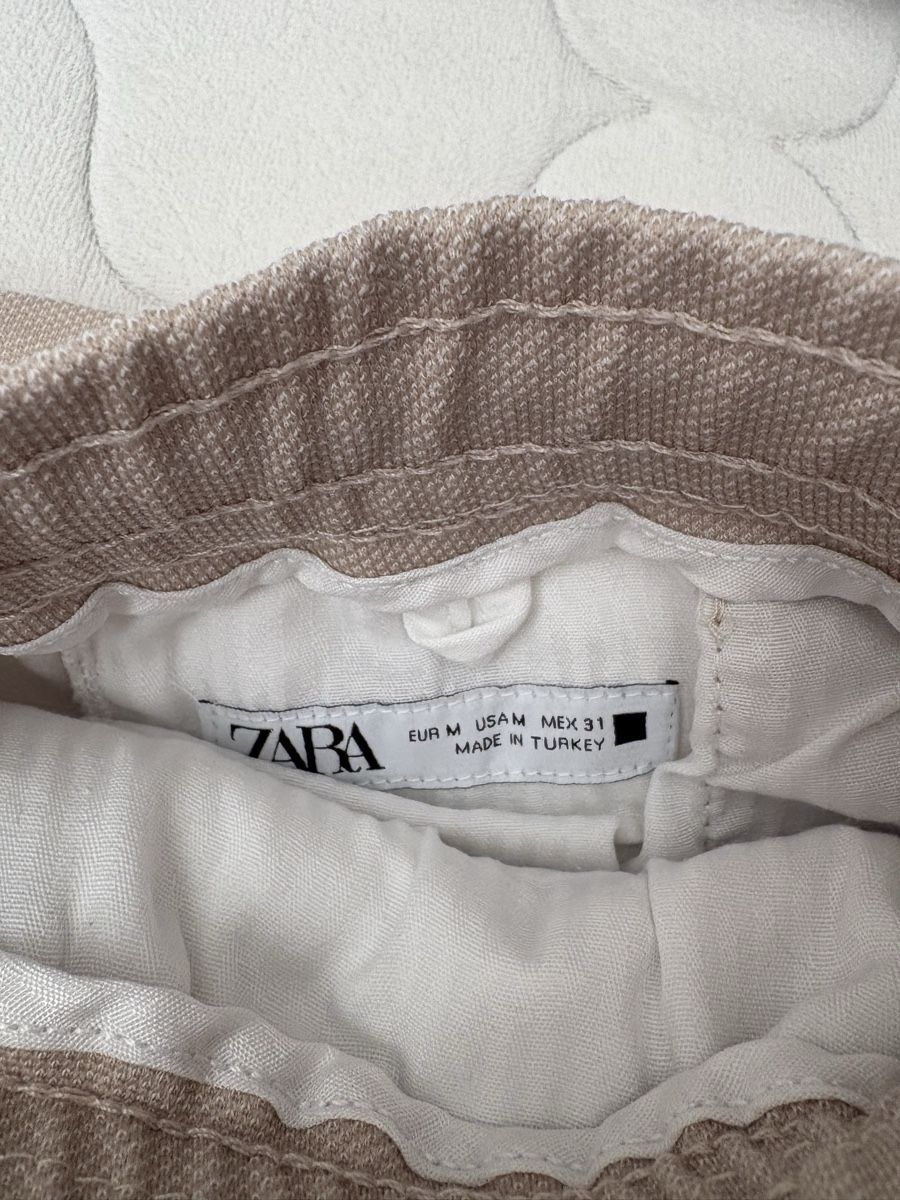 Pantaloni: Zara pantalon beige taille M – Nuovo (secondo la descrizione) da Geneve venduto da tom_d7f8 1