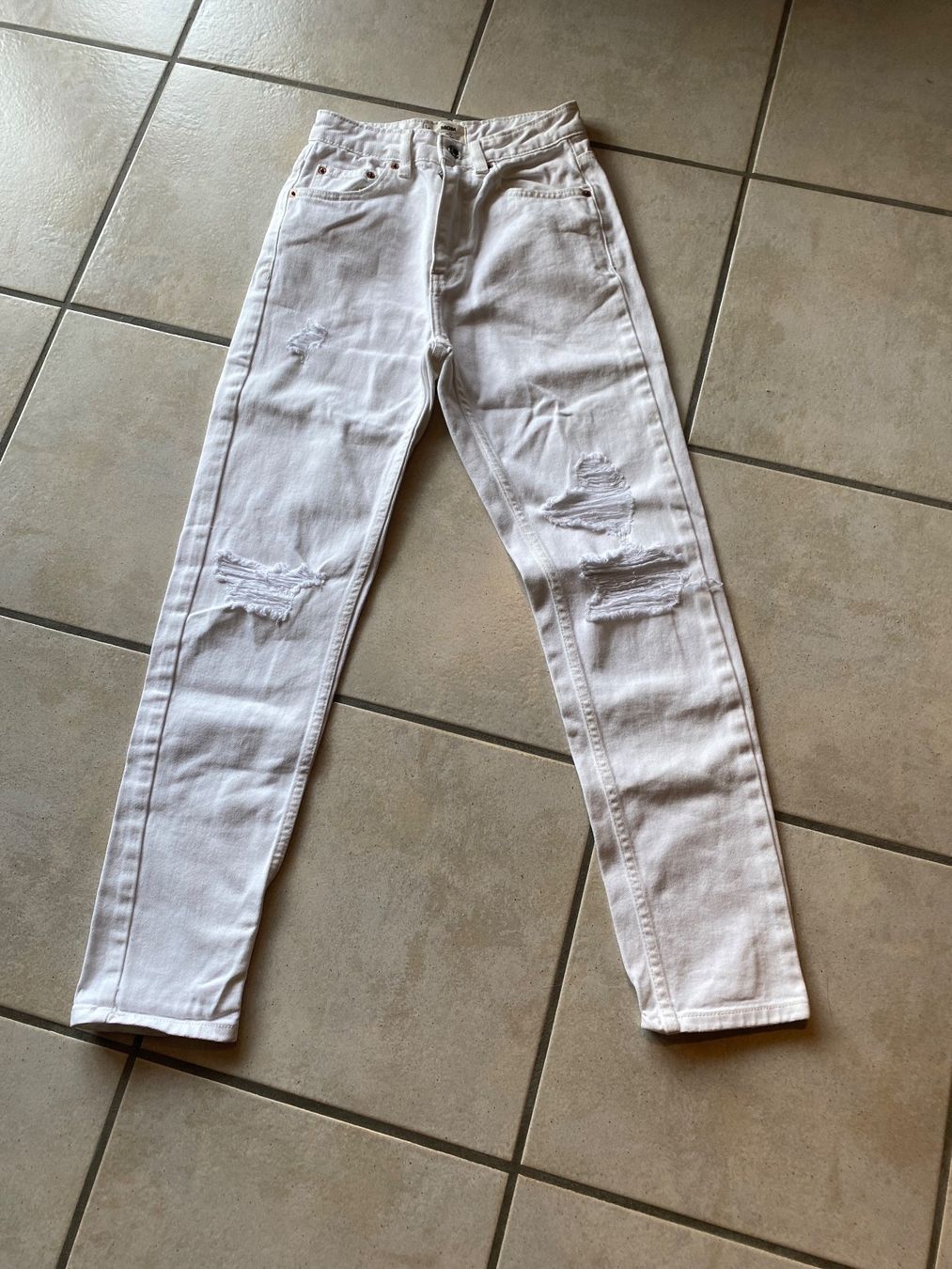 Tally Weijl Jeans: TALLY WEIJL Jeans 32 weiß – D'occasion à Orpund par Mary8972 8