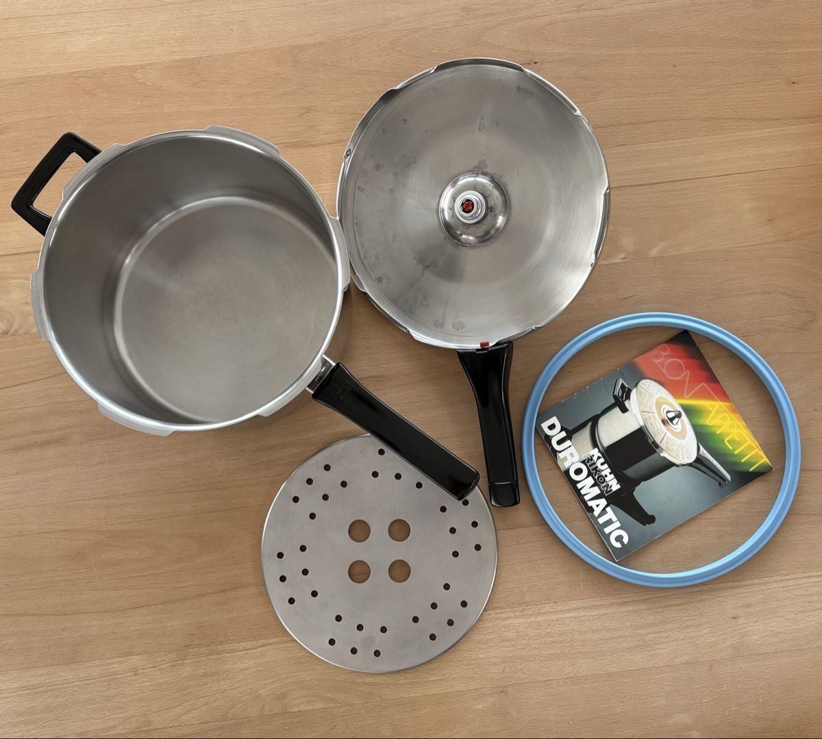 Duromatic Casseroles: Dampfkochtopf – D'occasion à Wil SG par thokiki67 4