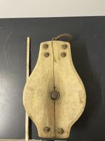 Alte Antike Holzumlenkrolle