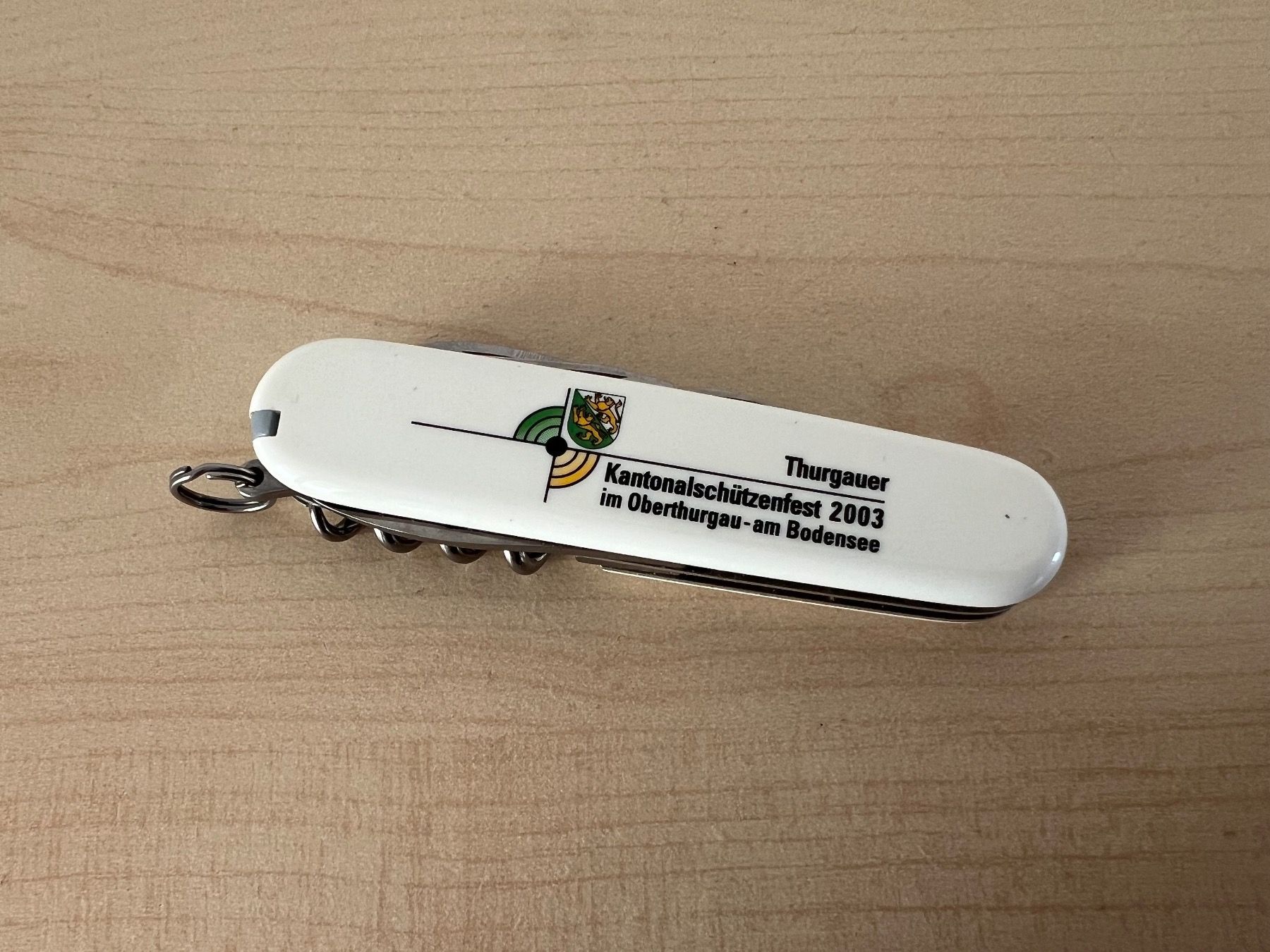 Victorinox Coltelli tascabile: Victorinox officier Suisse – Nuovo (secondo la descrizione) da Frauenfeld venduto da dilili