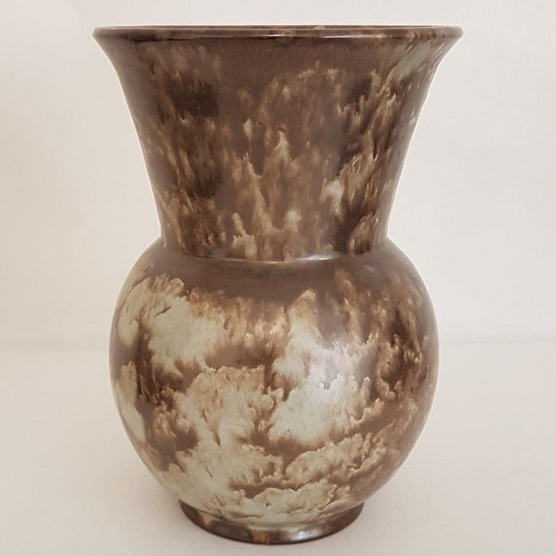 Vasen & Gefässe: Antike Blumenvase braun gewolkt – Gebraucht aus Kaltbrunn von Lexus3