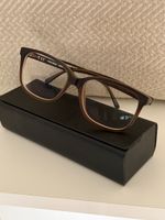 Viu Brille the witty