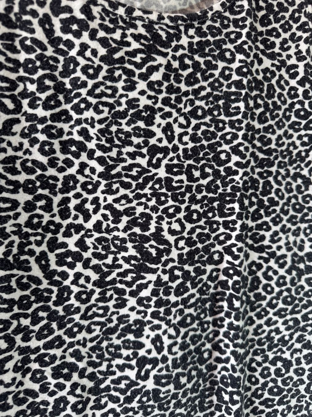Top: Top im Leopardenprint Gr. XS/S – Usato da Grosswangen venduto da SALE_SALE_SALE 1