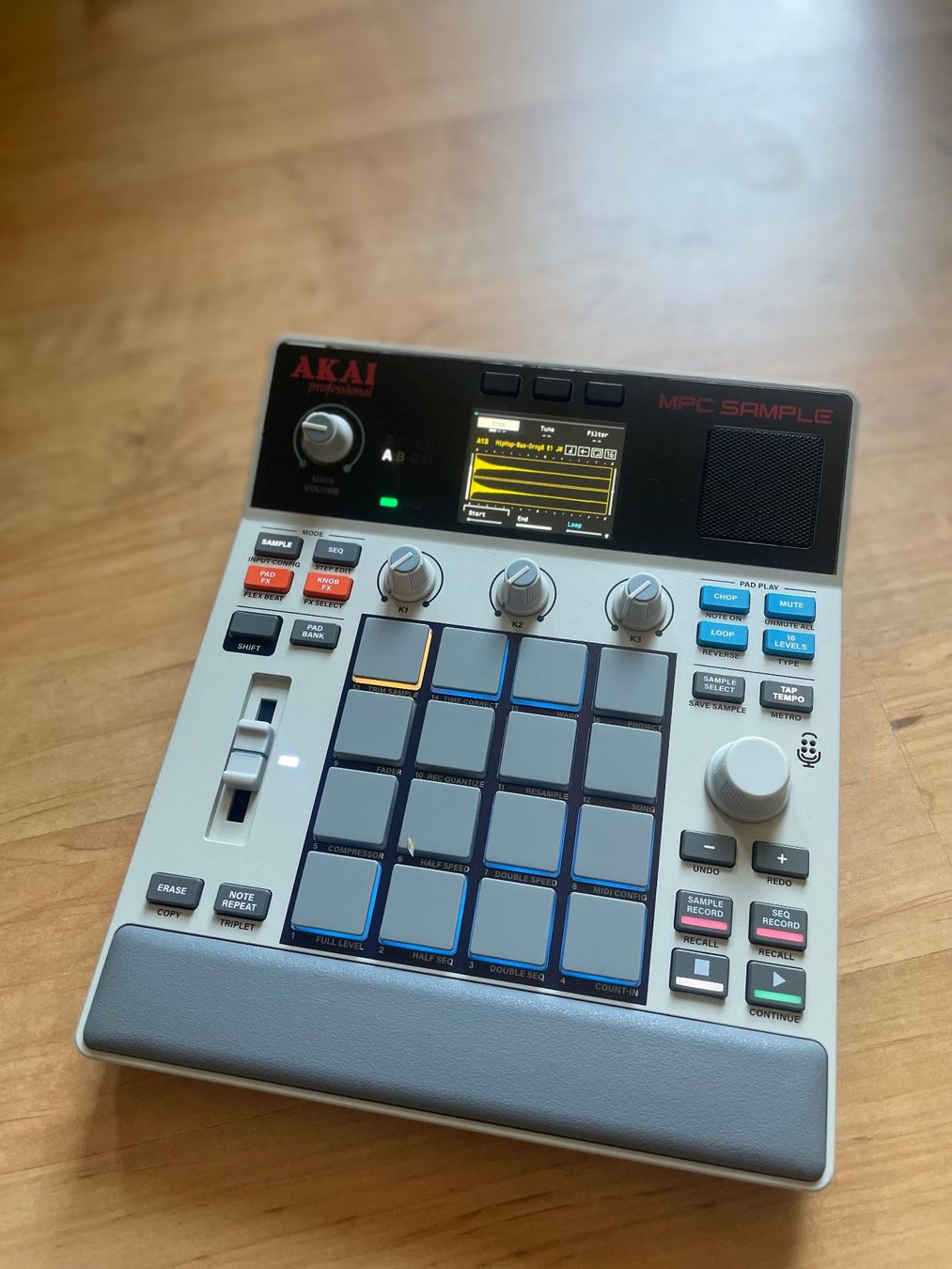 Akai Instruments de musique: Akai MPC Sample (as NEW!) – Neuf (Voir description) à Villars-sur-Glâne par alessio.barras 1