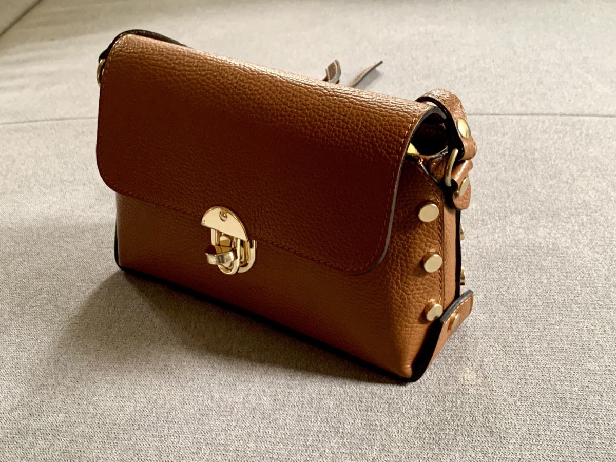 Taschen für Damen: Damen Leder Schultertasche im Cognac – Gebraucht aus Rüschlikon von topswissvintage 2