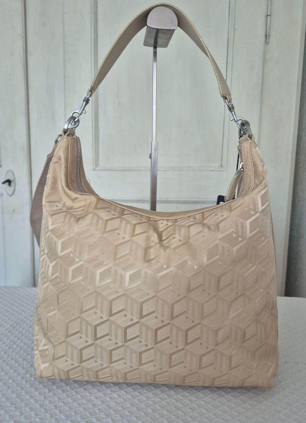 Mcm Borse da donna: Original MCM Crossbody Hobo – Nuovo (secondo la descrizione) da Dottikon venduto da Pega7 2