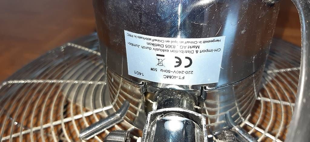 Ventilateurs: Ventilateur très beau design – D'occasion à Cointrin par Flo101