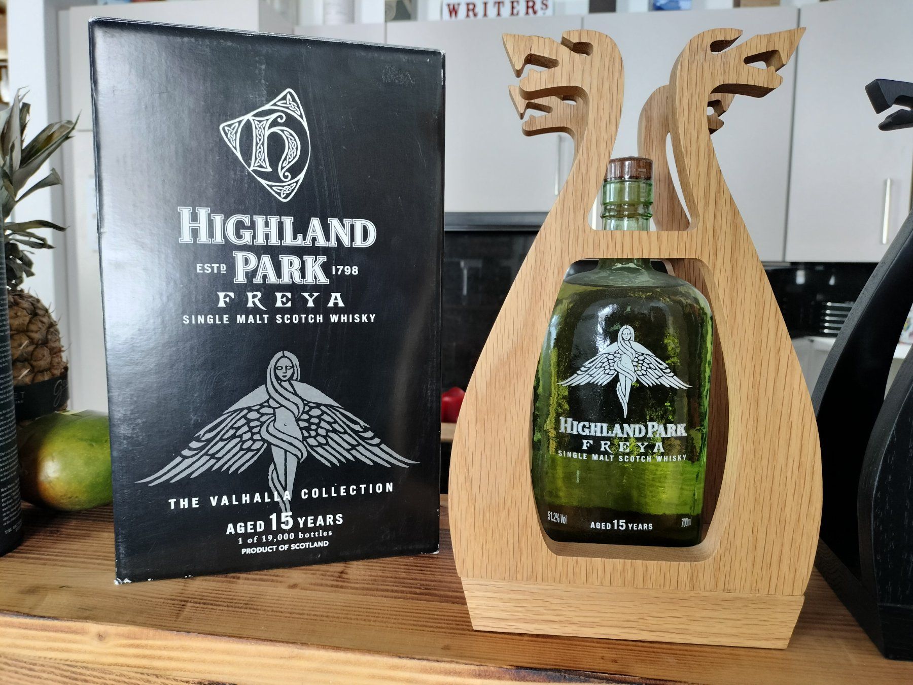 Highland Park Bevande alcoliche: Whiskey Odin und Freya Valhalla Collektion – Nuovo (secondo la descrizione) da St. Moritz venduto da MarcLangheinrich 2