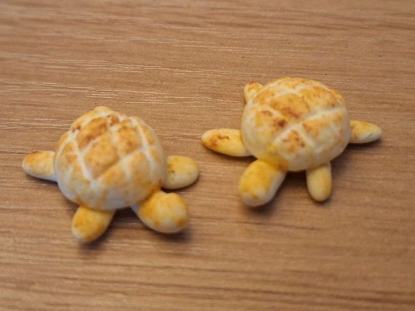 Case e mobili per bambole: Handmade Schildkröten Brötchen – Nuovo (secondo la descrizione) da Zürich venduto da HandmadeTinyFood
