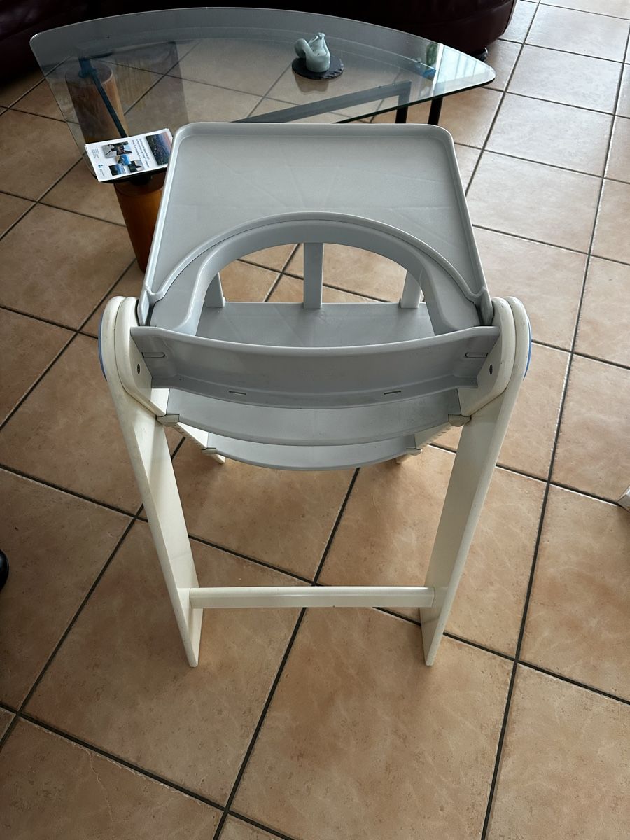 Ikea Chaises hautes: Hochstuhl Ikea – D'occasion à Sarmenstorf par SamiraB. 2
