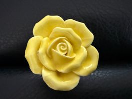 MÖBELKNOPF  Porzellan Rose gelb
