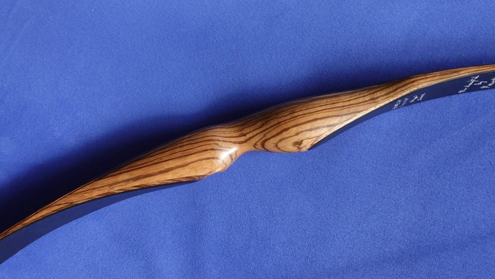 Damon Howatt Savannah Ultralight 40 RH Pfeilbogen Kaufen auf Ricardo