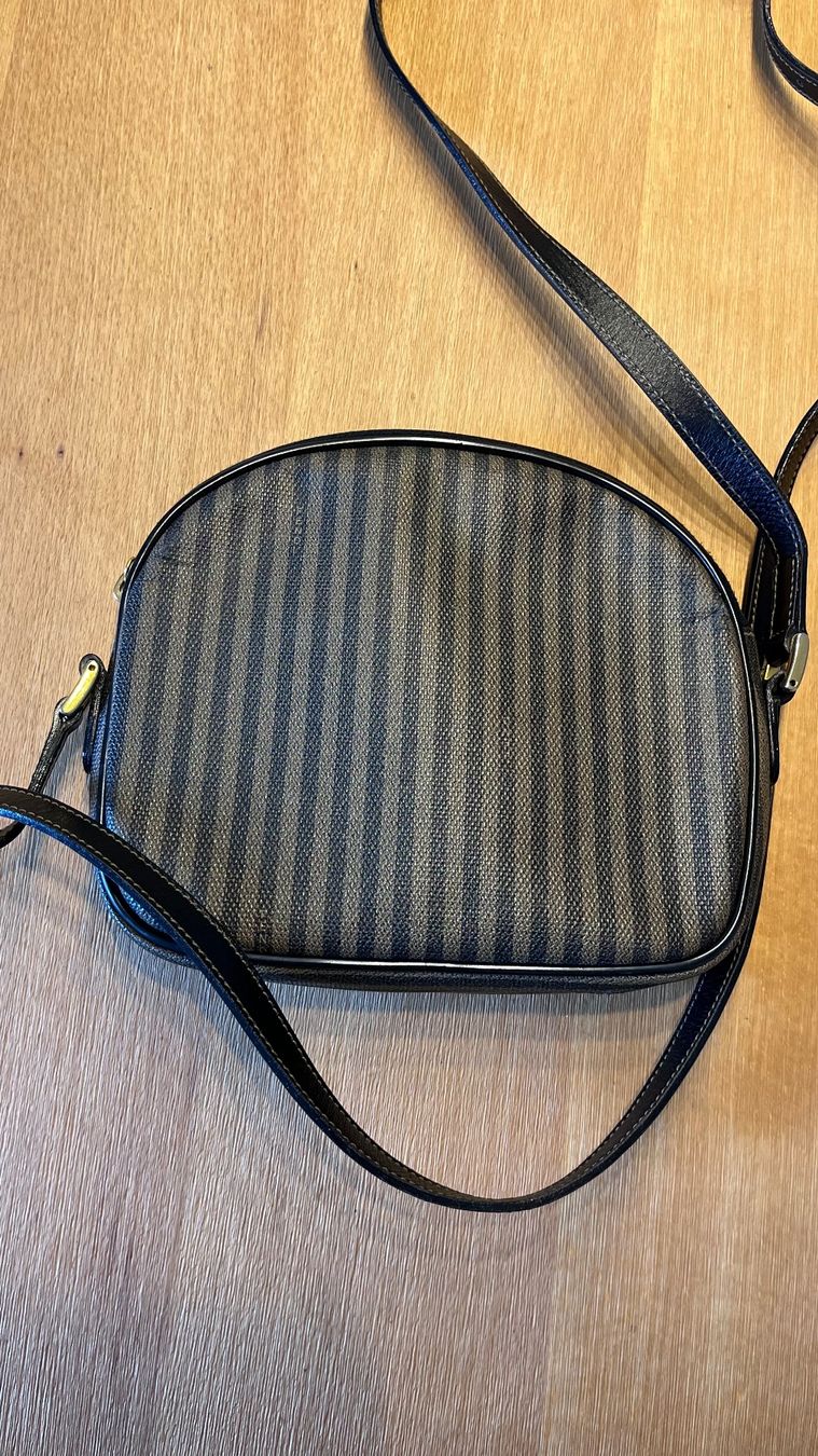 Fendi Borse da donna: Vintage Tasche Fendi – Usato da Roggwil BE venduto da KarotteV 3
