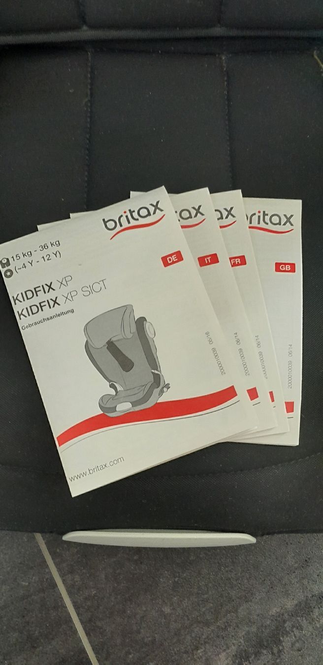 Britax Römer Seggiolini per auto: Römer Britax Kidfix XP Kindersitz Schwarz – Usato da Steinmaur venduto da rhabarberbarbar 1