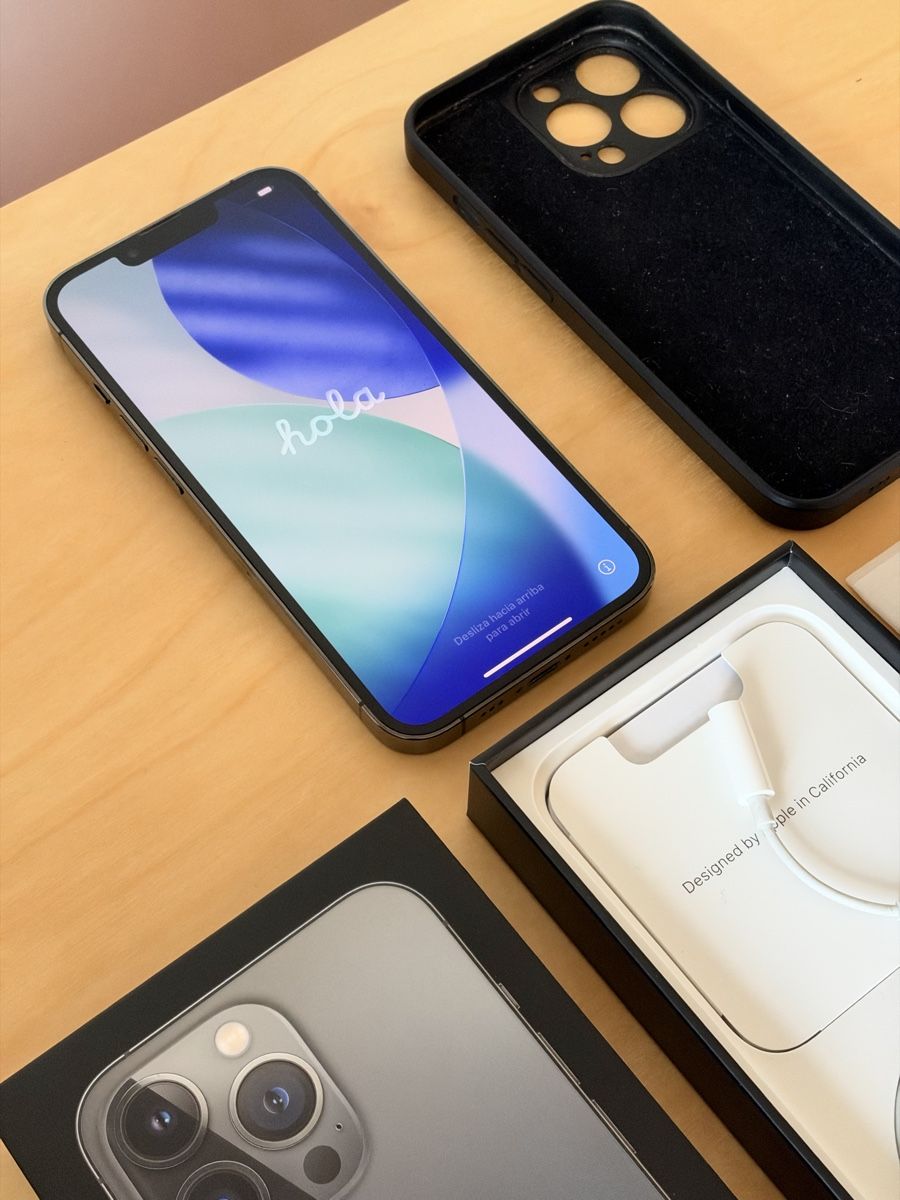 Apple Handys / Smartphones: iPhone 13 Pro 128Gb with accessoires  – Gebraucht aus Zürich von rui_mqw2 1