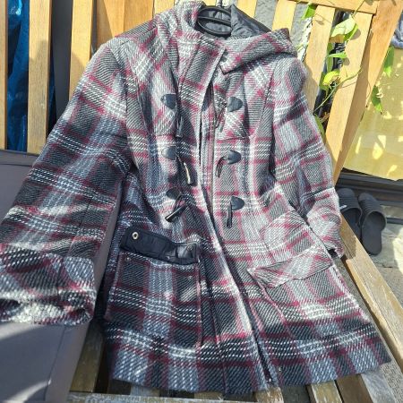 Dufflecoat Esprit kariert grau rot Grösse 38 gebraucht