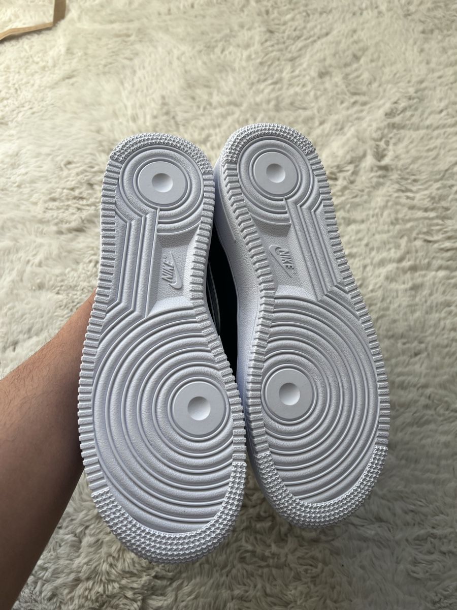 Nike Scarpe da uomo: Baskets Nike Air Force 1 noires et blanches 39 neuf – Nuovo e nell'imballaggio originale da Urtenen-Schönbühl venduto da Big.sanad 4
