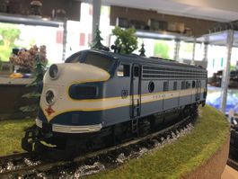 Märklin HO Diesellokomotive Texas & Pacific GM EMD F-7