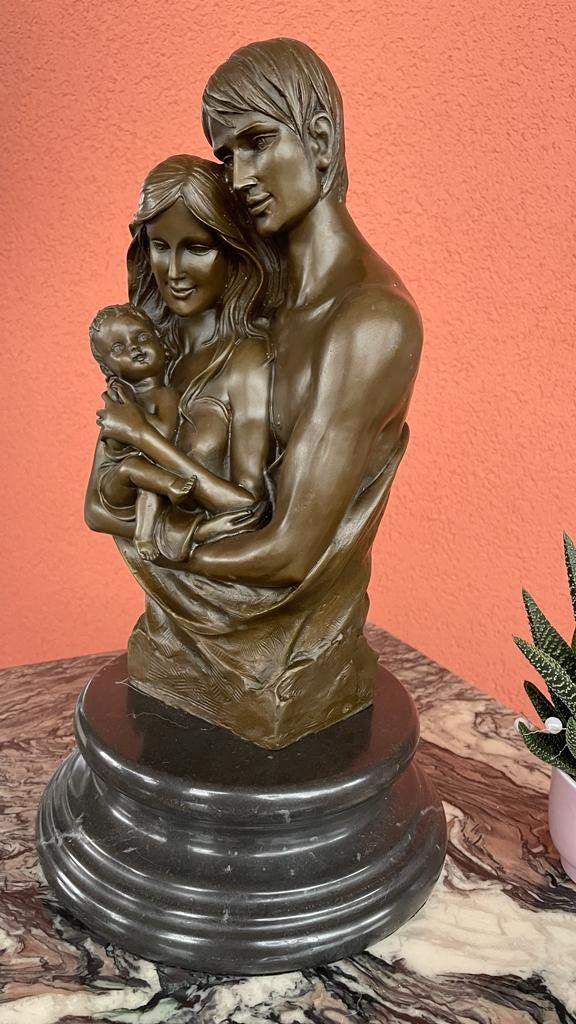 Skulpturen & Statuen: Bronzefigur Paar mit Kind Massiv 11kg – Gebraucht aus Lengnau BE von Steinbock. 4