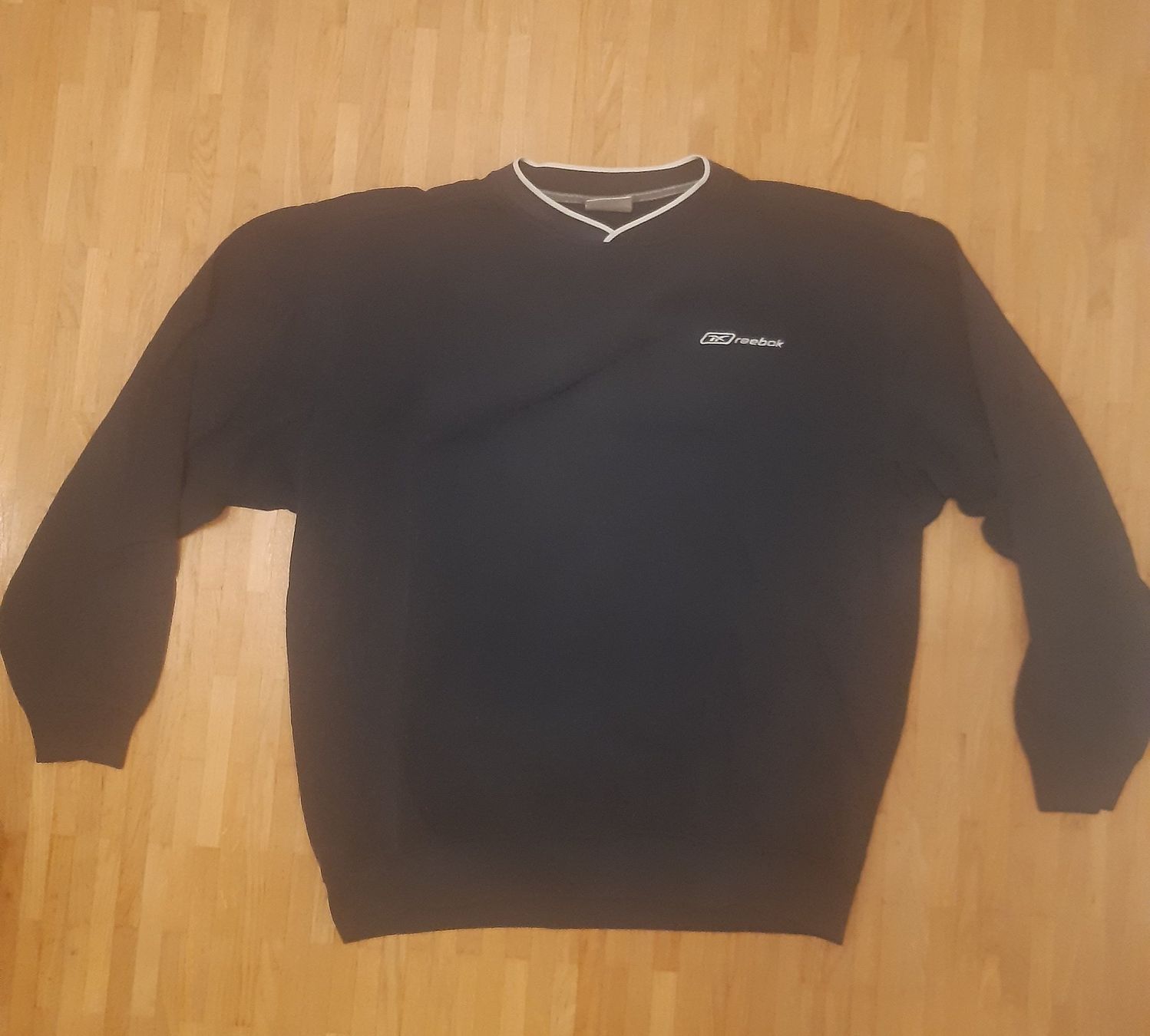 Reebok Pullover & Sweatshirts: Pull Reebok bleu taille XL – Gebraucht aus Onex von Alban22