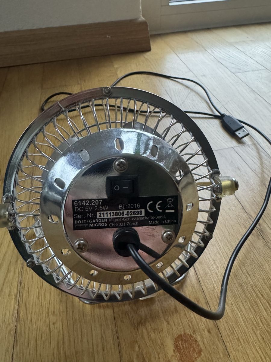 Migros Ventilatoren: Kleiner USB-Ventilator mit Chromgehäuse – Gebraucht aus Zug von arlettek_ 1