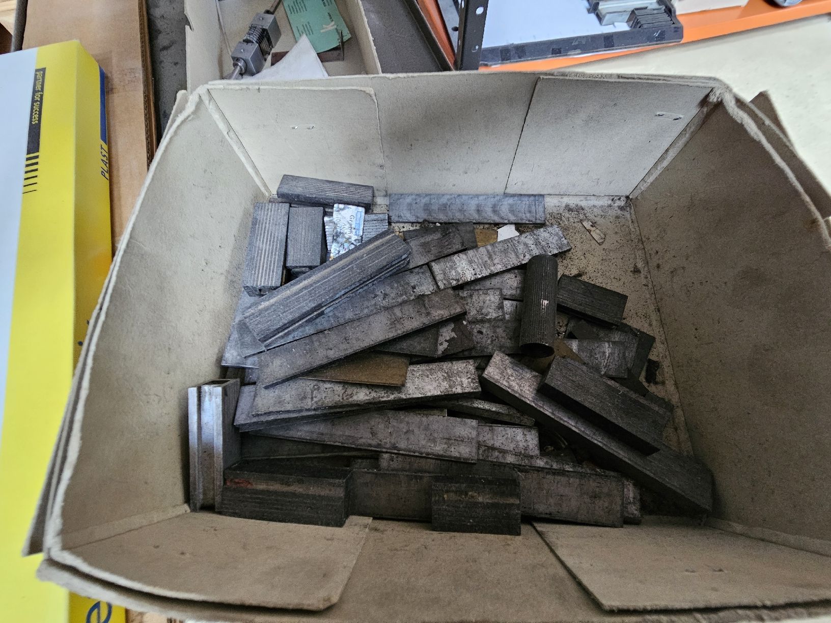 Heidelberg Tutte le macchine: Original Heidelberger Tiegel – Usato da Meisterschwanden venduto da Hummer21 9