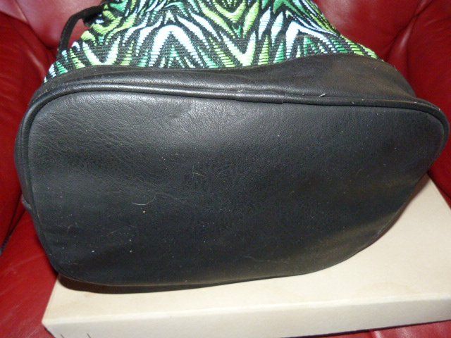 Borse da donna: Beuteltasche Limelight – Usato da Nunningen venduto da Fashion-Ave51 1