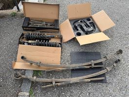 Sospensioni originali complete Toyota Hylux REVO 2016+